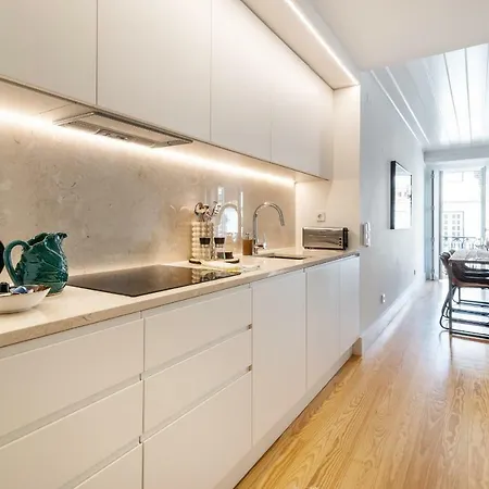 Bright Studio In Chiado